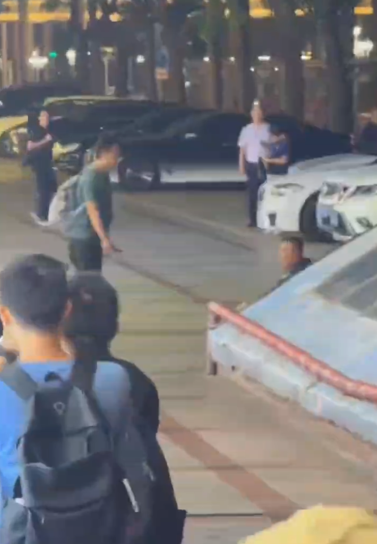 警方：疑犯有精神病史 兩人受傷